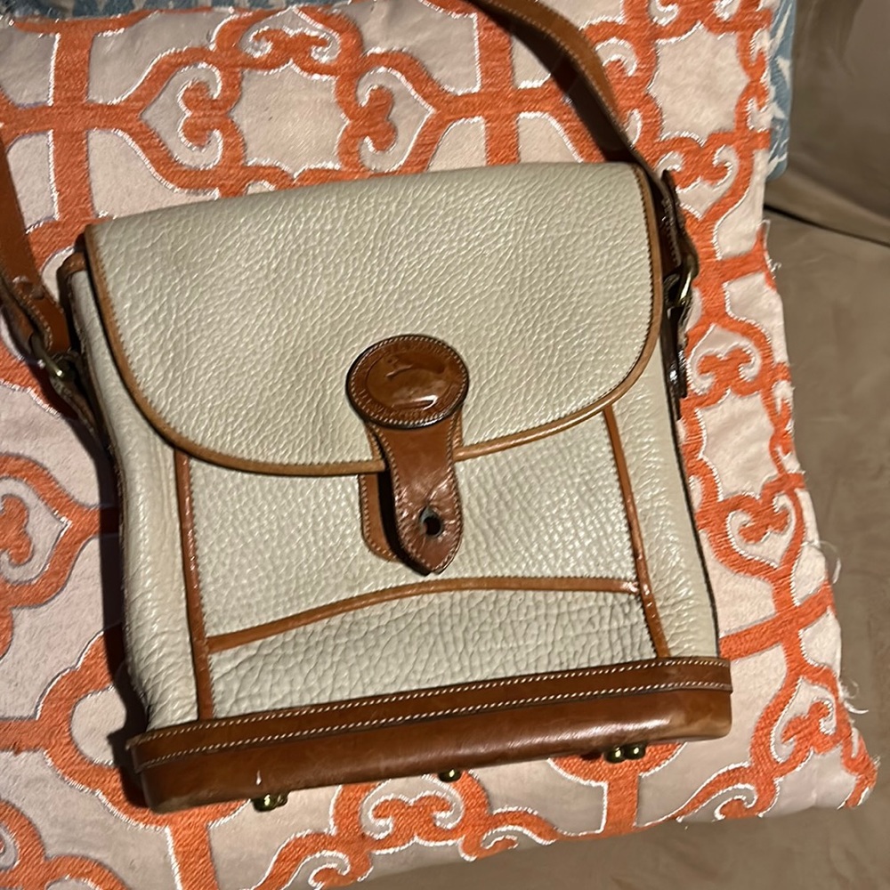 Cream and brown, adjustable strap